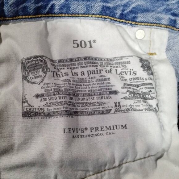 Levi's 501 Distressed Classic Straight Jeans Light Blue Sz 34 x28 - Picture 6 of 12